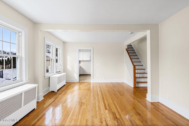 7 Westlane Road, Brunswick, NY 12180