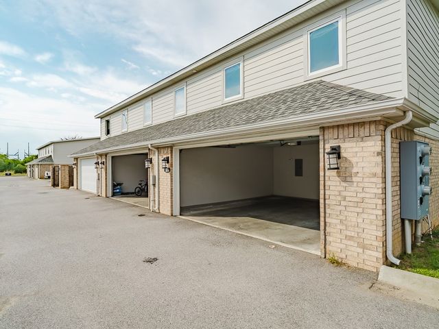 3410 SW Vel Mews, Bentonville, AR 72713