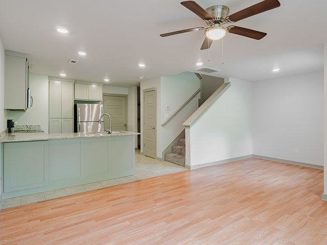 3410 SW Vel Mews, Bentonville, AR 72713