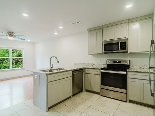 3410 SW Vel Mews, Bentonville, AR 72713