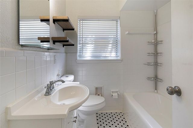 5202 LAKE HOWELL ROAD, Winter Park, FL 32792