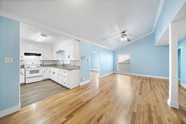 12104 Burdine Street, Houston, TX 77035