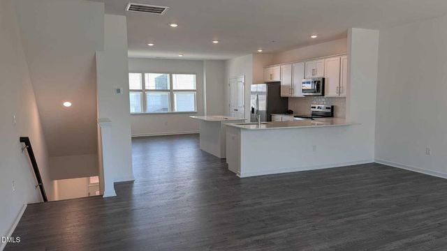 703 Grafton Frst Lane, Fuquay Varina, NC 27526