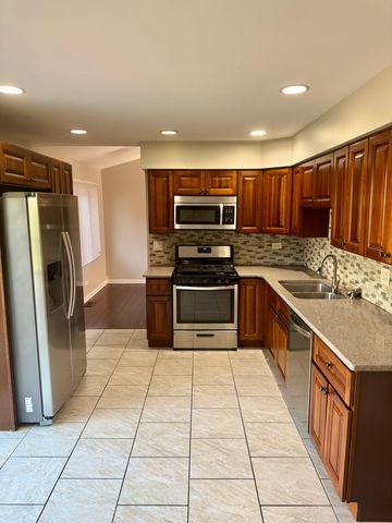 19002 SPRINGFIELD Avenue, Flossmoor, IL 60422