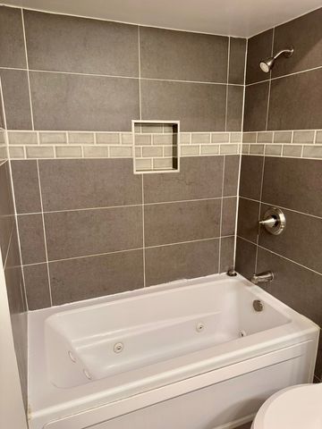 19002 SPRINGFIELD Avenue, Flossmoor, IL 60422