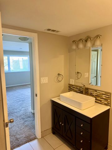 19002 SPRINGFIELD Avenue, Flossmoor, IL 60422