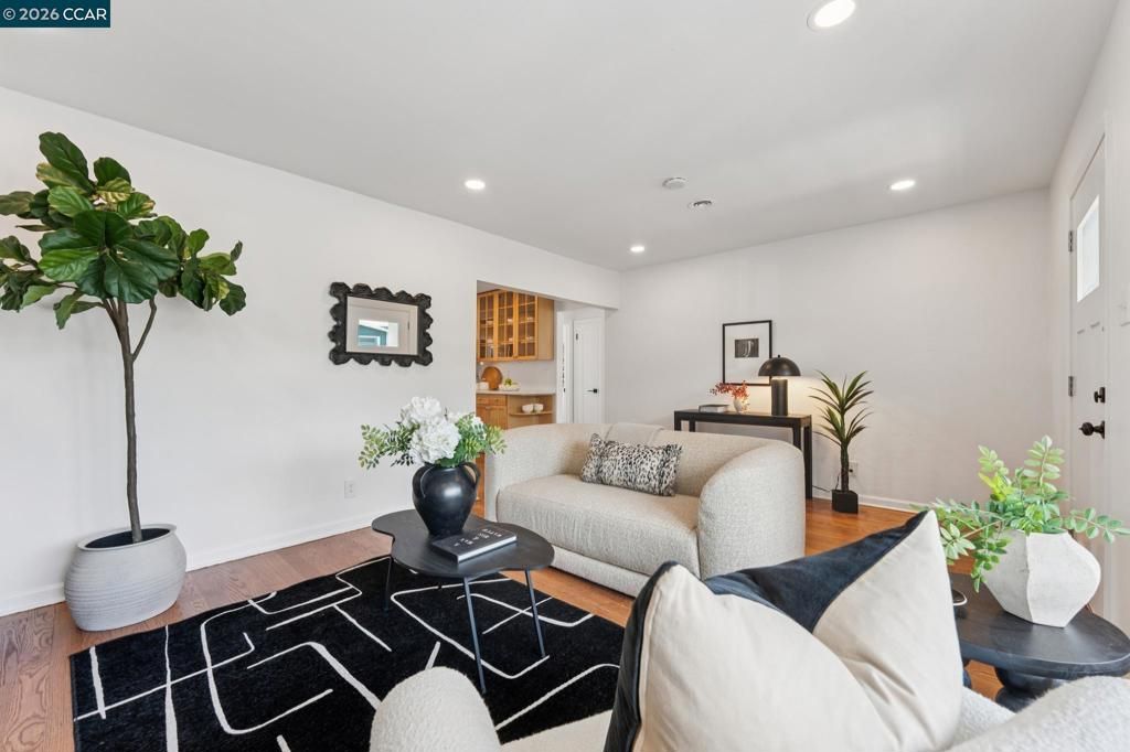 Image 6 of property listing at 1505 Everett St, El Cerrito, CA 94530