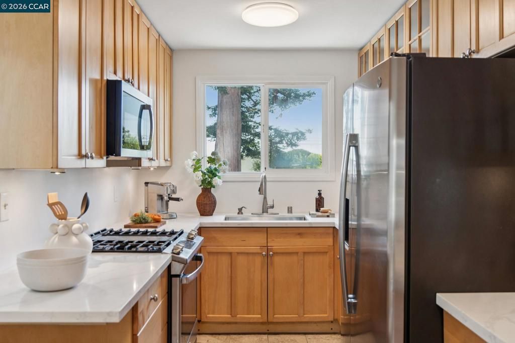 Image 9 of property listing at 1505 Everett St, El Cerrito, CA 94530