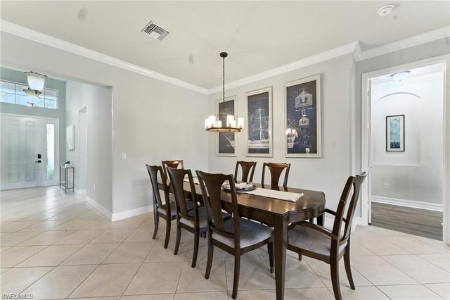 6899 Del Mar TER, Naples, FL 34105