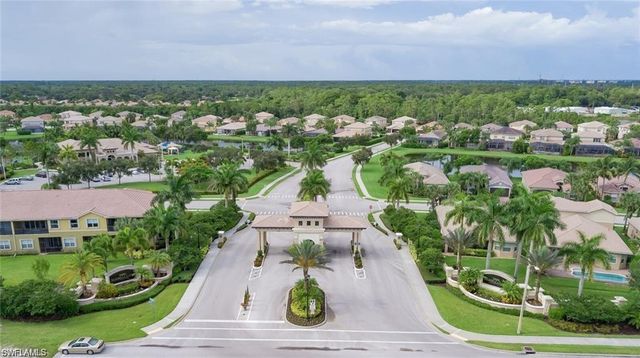 6899 Del Mar TER, Naples, FL 34105