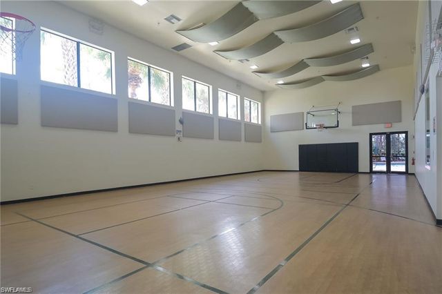 6899 Del Mar TER, Naples, FL 34105