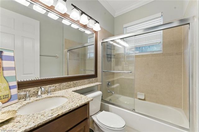 6899 Del Mar TER, Naples, FL 34105