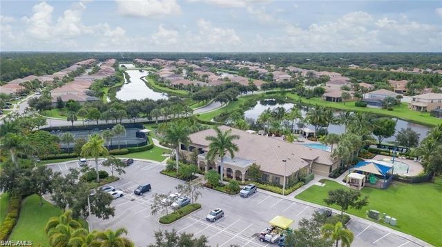 6899 Del Mar TER, Naples, FL 34105