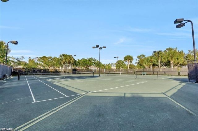 6899 Del Mar TER, Naples, FL 34105