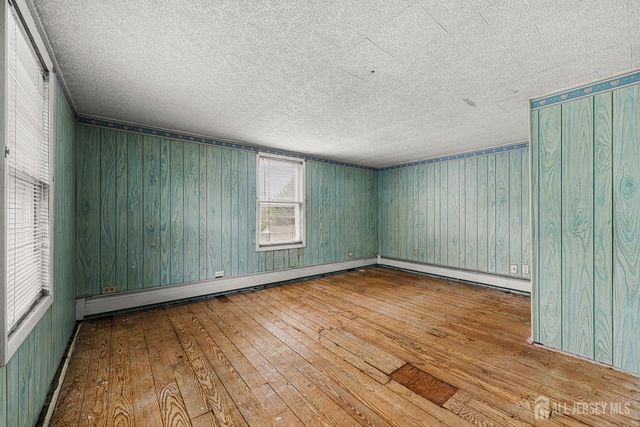 44 John Street, Helmetta, NJ 08828