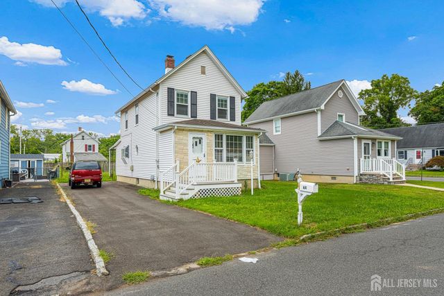 44 John Street, Helmetta, NJ 08828