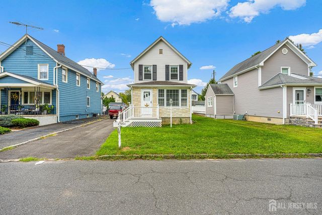 44 John Street, Helmetta, NJ 08828