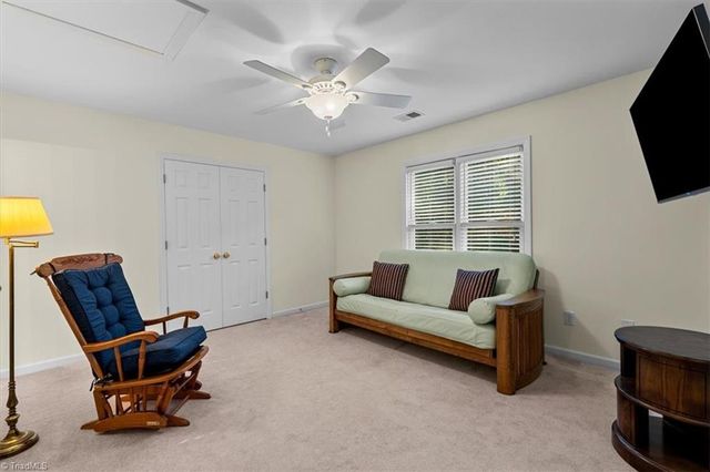 2729 Red Run Court, High Point, NC 27265