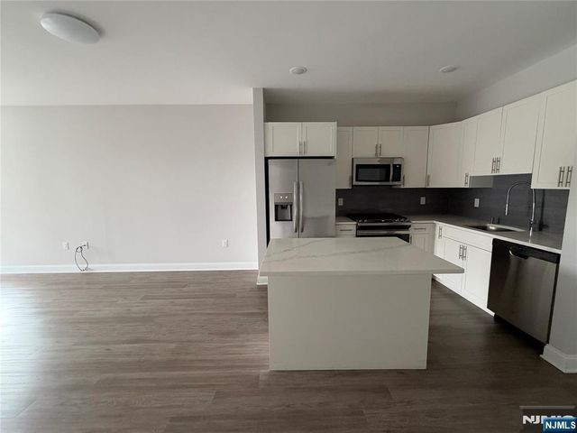40 Park Avenue 307, Park Ridge, NJ 07656
