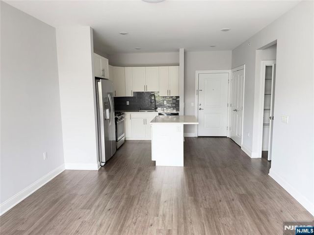 40 Park Avenue 307, Park Ridge, NJ 07656