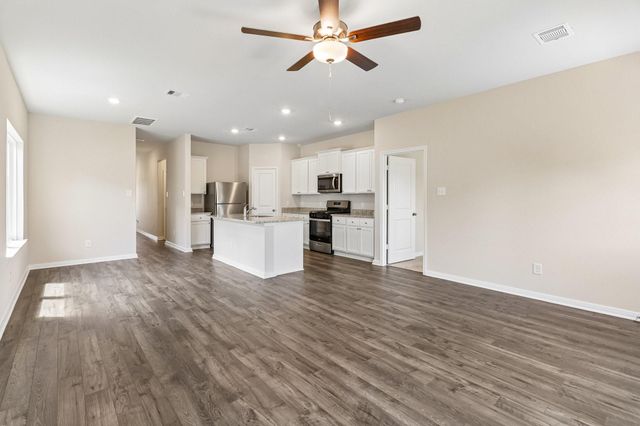 5910 Peony Place, Magnolia, TX 77354
