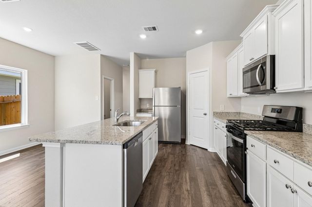 5910 Peony Place, Magnolia, TX 77354