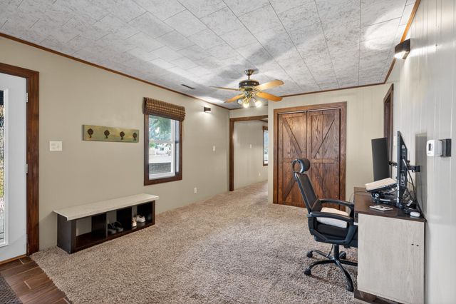 1705 Michigan Drive, Evansdale, IA 50707