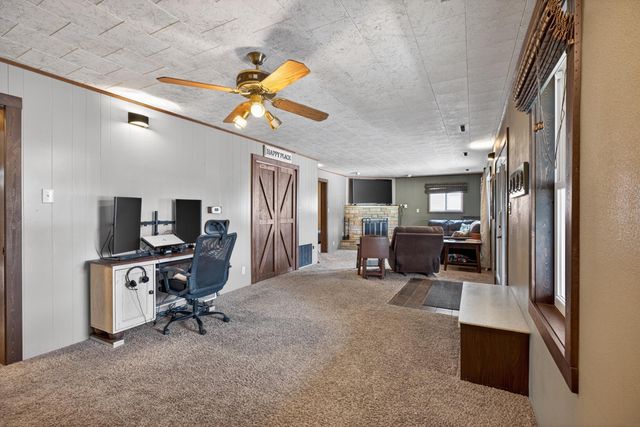 1705 Michigan Drive, Evansdale, IA 50707