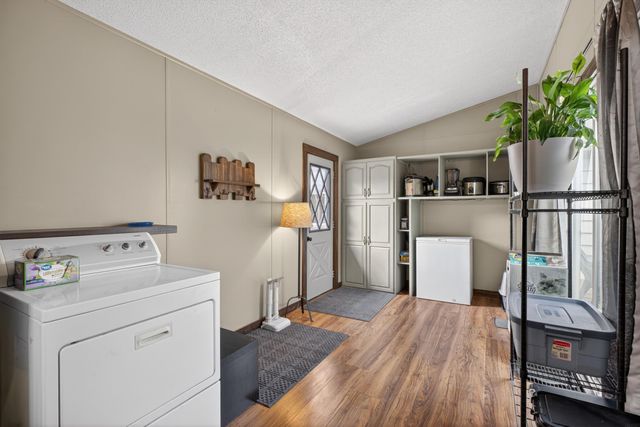 1705 Michigan Drive, Evansdale, IA 50707