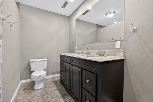 1705 Michigan Drive, Evansdale, IA 50707