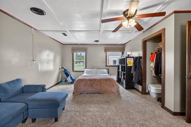 1705 Michigan Drive, Evansdale, IA 50707