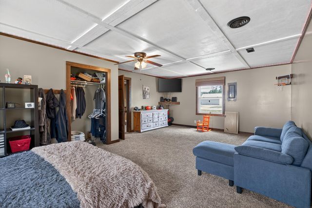 1705 Michigan Drive, Evansdale, IA 50707
