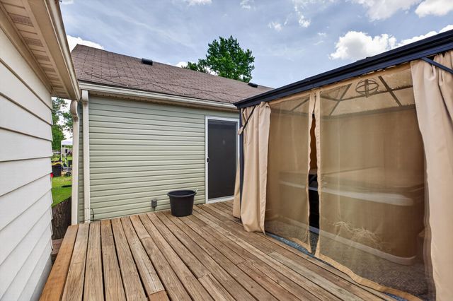 1705 Michigan Drive, Evansdale, IA 50707