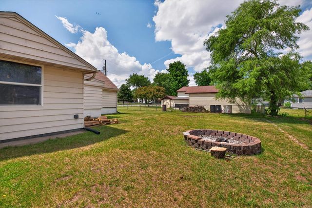 1705 Michigan Drive, Evansdale, IA 50707