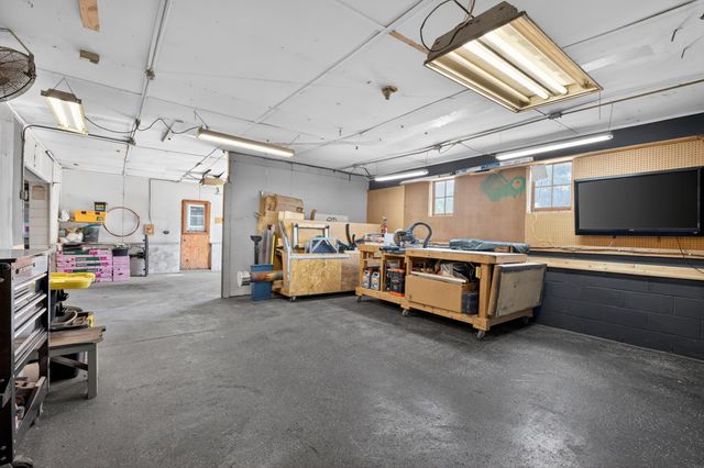 1705 Michigan Drive, Evansdale, IA 50707