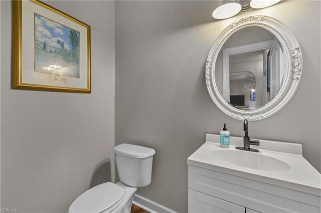 2718 Gum RD, Chesapeake, VA 23321