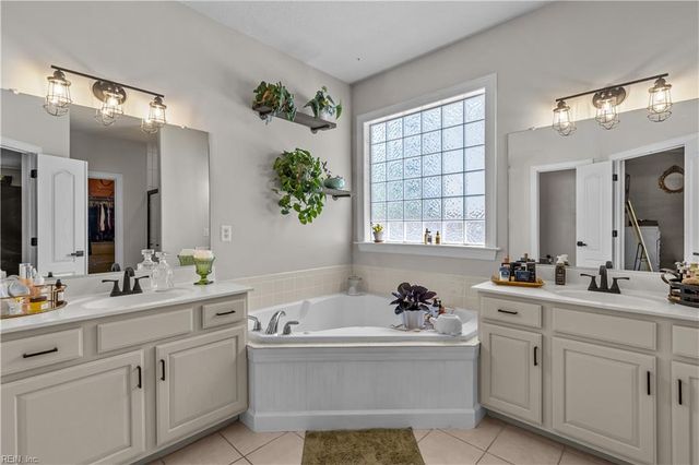 2718 Gum RD, Chesapeake, VA 23321