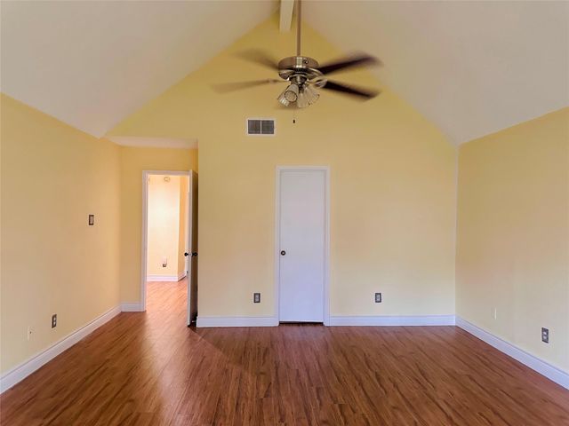 3230 Meadway Drive, Houston, TX 77082