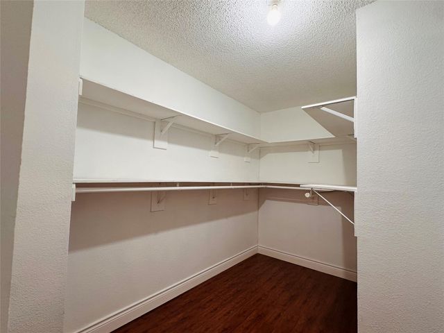 3230 Meadway Drive, Houston, TX 77082