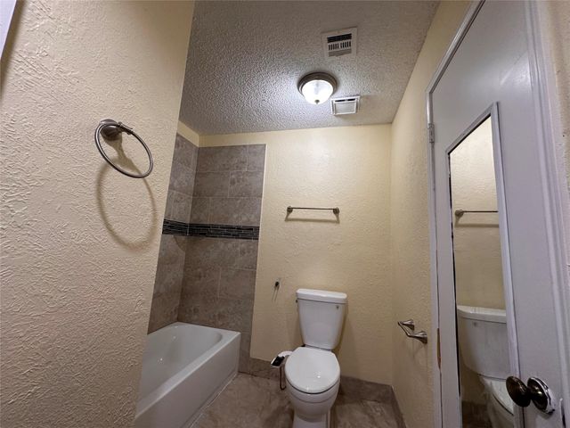 3230 Meadway Drive, Houston, TX 77082