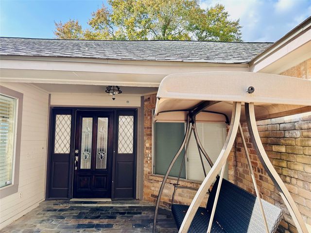 3230 Meadway Drive, Houston, TX 77082