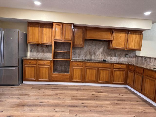 3230 Meadway Drive, Houston, TX 77082