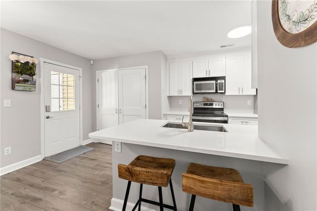 2708 Valley Green Drive, Gainesville, GA 30504