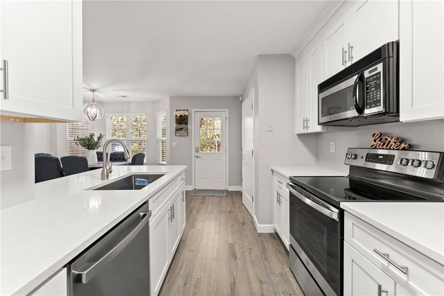 2708 Valley Green Drive, Gainesville, GA 30504