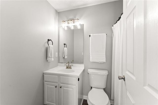 2708 Valley Green Drive, Gainesville, GA 30504