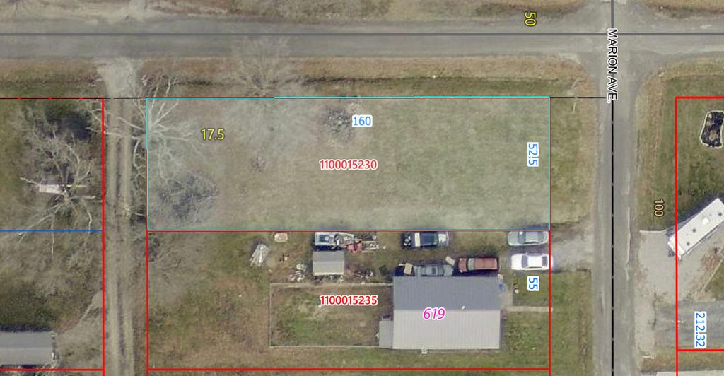 Image 2 of property listing at 625 N Marion Avenue, Salem, IL 62881