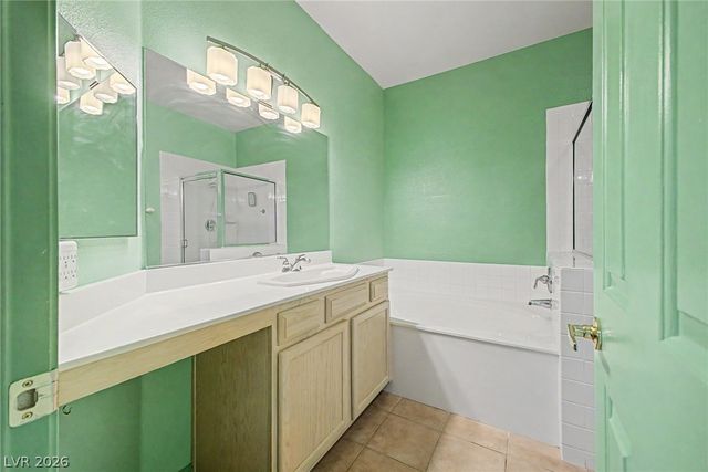 2050 West Warm Springs Road 4621, Henderson, NV 89014