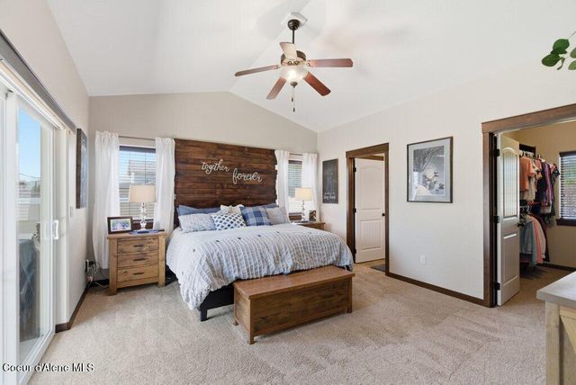 6670 W Buffalo Grass LN, Rathdrum, ID 83858
