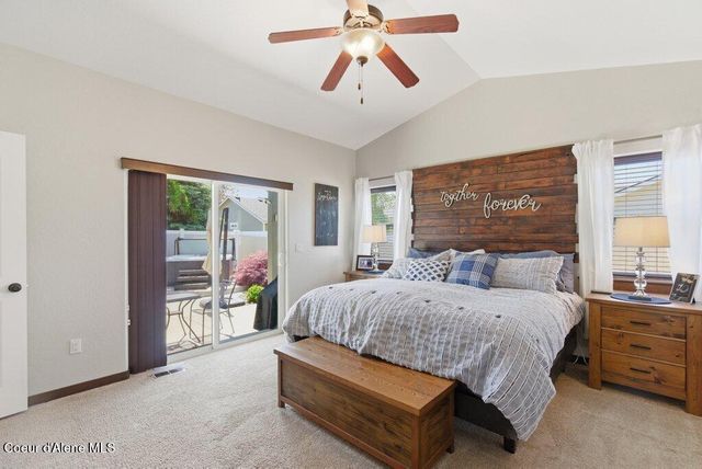 6670 W Buffalo Grass LN, Rathdrum, ID 83858