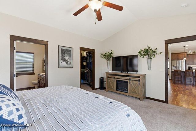 6670 W Buffalo Grass LN, Rathdrum, ID 83858